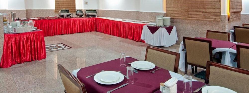 La Villa Hotel Doha Kültér fotó